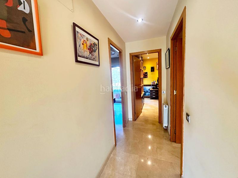 Foto 441b296d-6725-4bbe-a644-eb1b3780ef52. Casa adossada amb aparcament piscina a Montgat