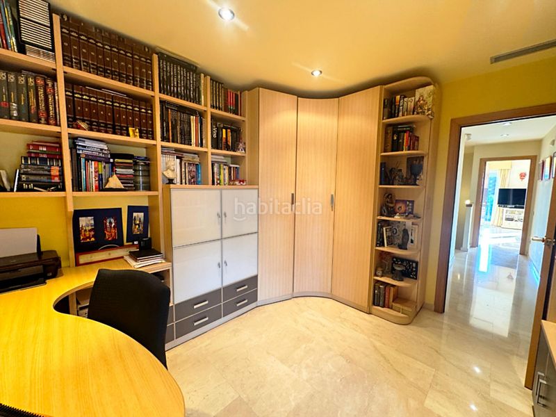 Foto 8d0cc633-8d14-40c2-9897-438890dc8885. Casa adossada amb aparcament piscina a Montgat