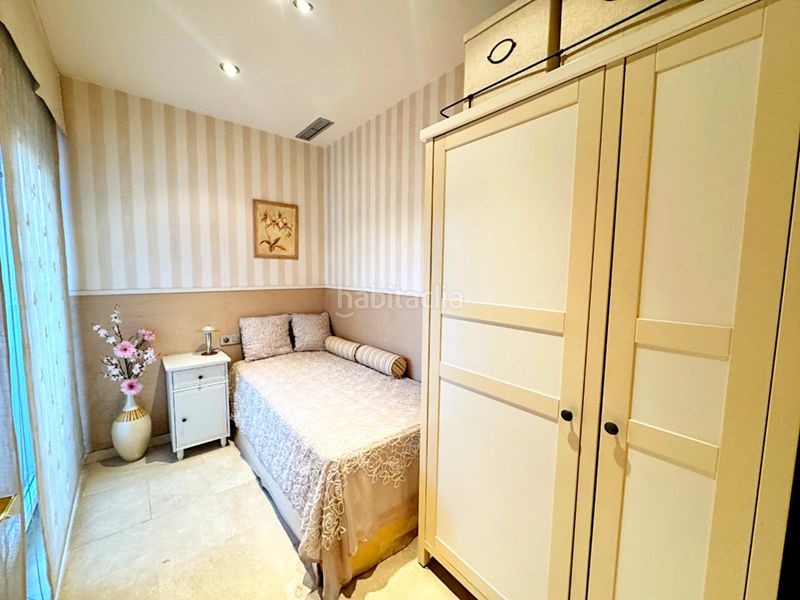 Foto a01ef54b-5268-42a2-addc-3dc73c236094. Casa adossada amb aparcament piscina a Montgat