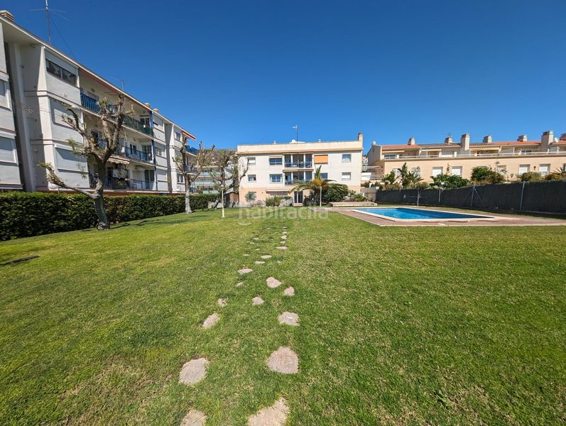 Foto 5aa312a6-a522-4b5d-a2b6-40889d3717a8. Àtic amb calefacció aparcament piscina a les botigues de Sitges Sitges