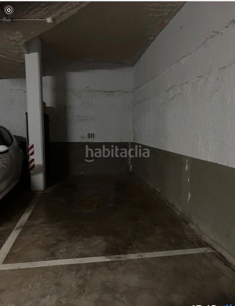 Foto e5869ab1-d359-4609-97ee-e38e4abd67e6. Aparcament cotxe a Centre Castelldefels