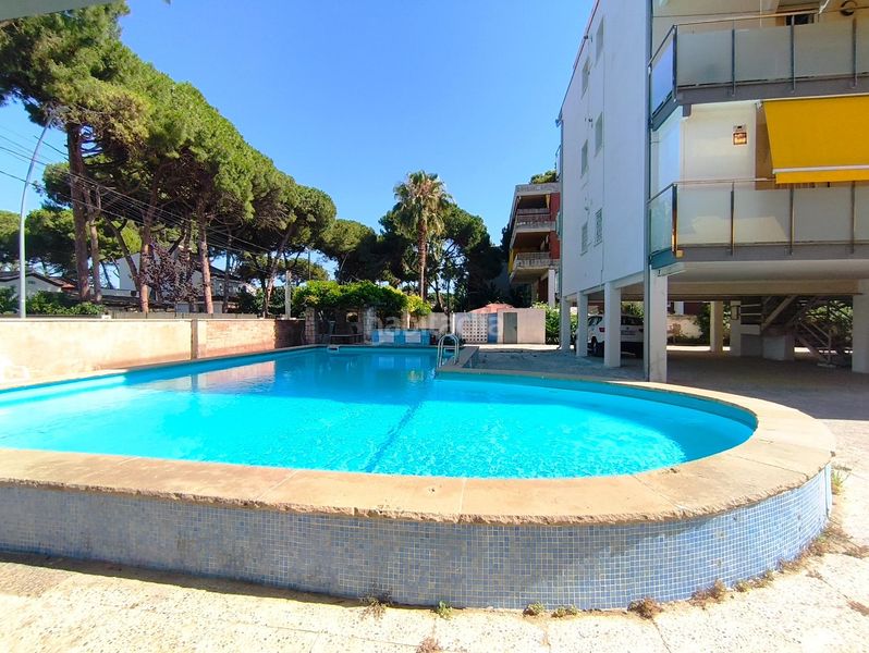 Foto afc41b9a-b194-4e85-9b1f-186d542b8cd5. Pis amb aparcament piscina a Granvía-Mar Castelldefels