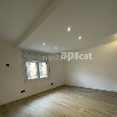 Foto b0b7b573-9b91-458b-942b-9ab808969a78. Pis a Centre Viladecans