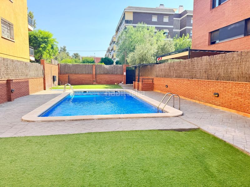 Foto ae5e3cbc-748b-4eca-8414-480d921795ba. Pis amb aparcament piscina a Castell-Poble Vell Castelldefels