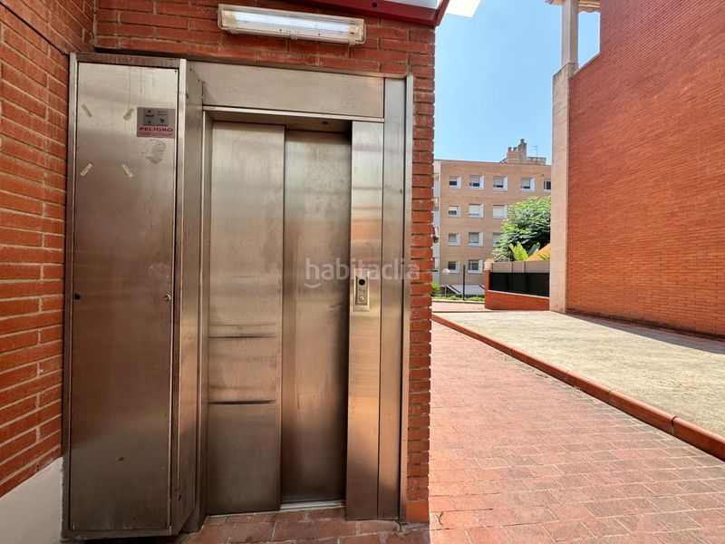 Foto c873bbe5-d1f8-44a2-ae2b-de8ed30f8119. Casa adossada amb calefacció aparcament a Bòbiles Gavà