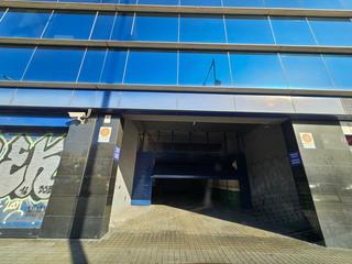 Aparcament cotxe  Gran va gran via de les corts catalanes. Venta plazas de parking edificio la campana !!!