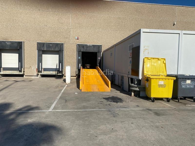 Foto b050b83f-3485-4be2-b08b-1f72f1e10fdc. Lloguer nau industrial a La Font d´en Fargues Barcelona