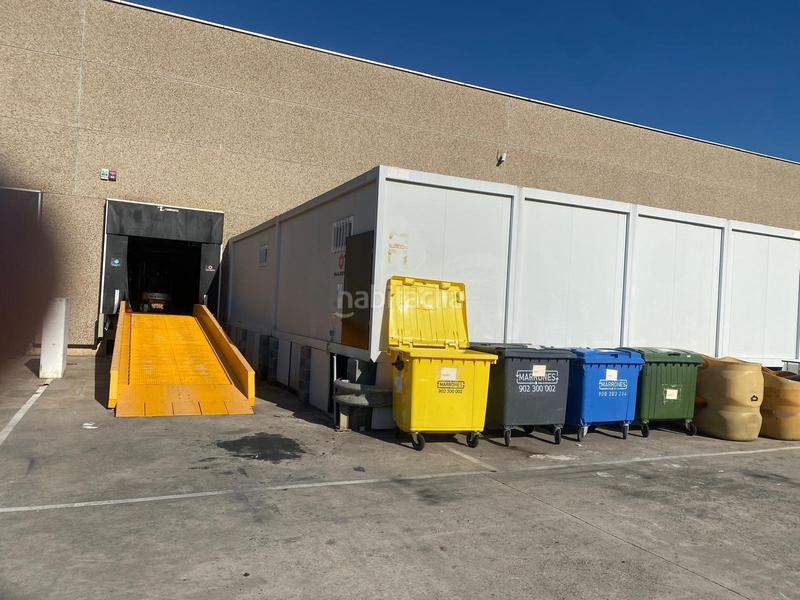 Foto c8dbc914-627c-4978-acdc-135a30e95f7c. Lloguer nau industrial a La Font d´en Fargues Barcelona