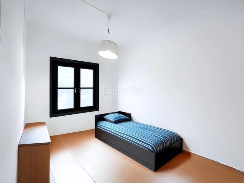 Foto f17dc70a-3955-43c1-86b0-d89c14536550. Pis a Diagonal-Colomeres Gavà