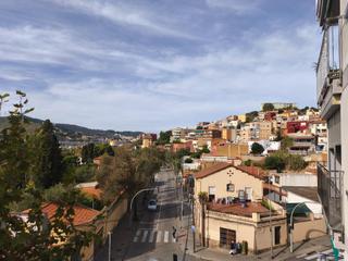 Pis  Carrer aguileres. Espectacular piso con vistas panorámicas en santa coloma de gram