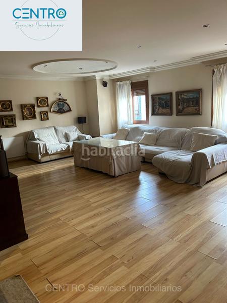 Foto af58982e-cbd9-444c-ab2f-834aa7c2a83a. Piso se vende estupendo piso en Casco Antiguo Algeciras