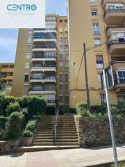 Etagenwohnung in San Bernabé. Oportunidad en parque bolonia