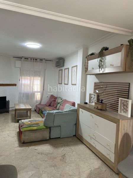 Foto a37a18b3-74a2-4a16-97c5-f61e884f71e6. Casa adossada amb calefacció a El Rinconcillo Algeciras