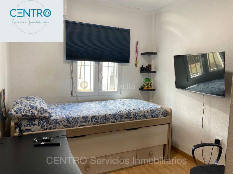 Foto a7a05295-9b4a-43b9-be02-4807350df3ed. Casa adossada amb calefacció a El Rinconcillo Algeciras