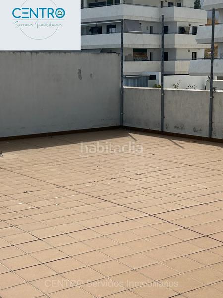 Foto 5871fa20-c2a4-4a83-89b6-e37dccfac364. Attique avec piscine dans San Bernabé Algeciras