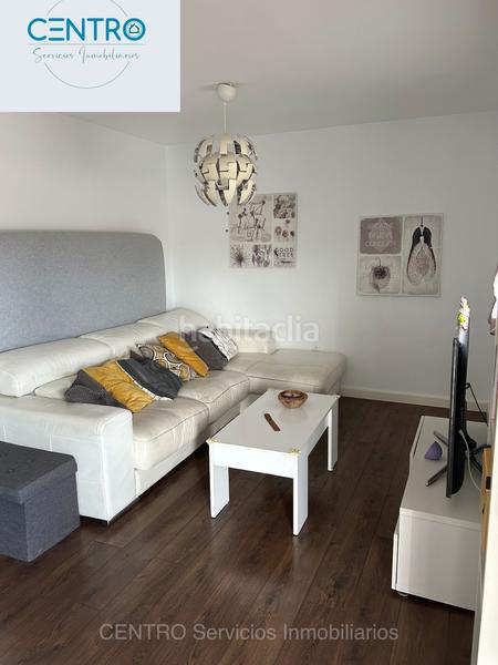 Foto f5bd4e8f-fe32-425a-bc9e-0ba1b56d124c. Attique avec piscine dans San Bernabé Algeciras