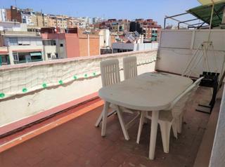Àtic  Calle molines, de. Vistas despejadas en el núcleo de hospitalet centro!