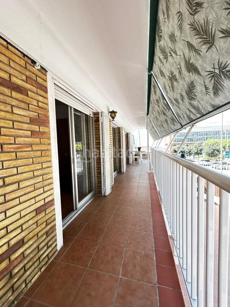 Foto af660517-d359-4174-b506-c5e5c4ce3062. Piso precioso piso totalmente exterior en finca de obra vista! en Esplugues de Llobregat