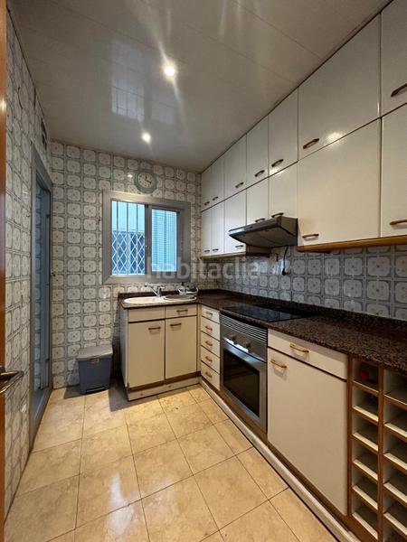 Foto d4493bf2-6221-40aa-986a-5264d1dcd384. Piso precioso piso totalmente exterior en finca de obra vista! en Esplugues de Llobregat