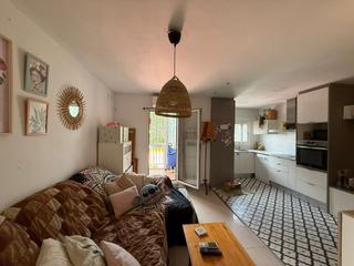 Appartement à Riera. Piso exterior en venta de 71 m construidos, ubicado en una prime