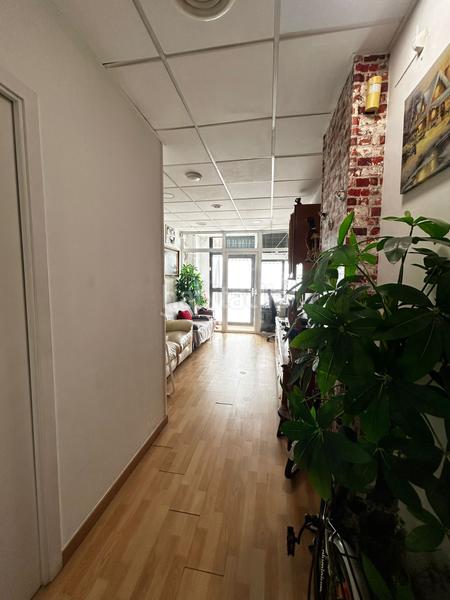 Foto 9f986306-80c0-4350-acb7-6265ed3d5768. Local comercial local adaptado vivienda sin cedula de habitabilidad totalmente reformado!! en Hospitalet de Llobregat (L´)