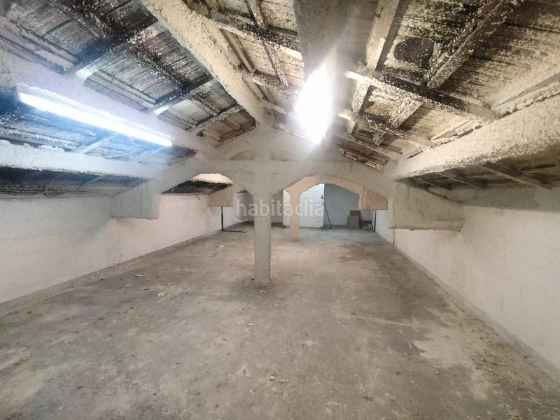 Foto 61d2c471-50bf-4e58-b30c-ad49c14657bc. Dúplex local comercial sin cedula ideal para hacerte una vivienda en pleno centro de hospitalet!!! en Hospitalet de Llobregat (L´)