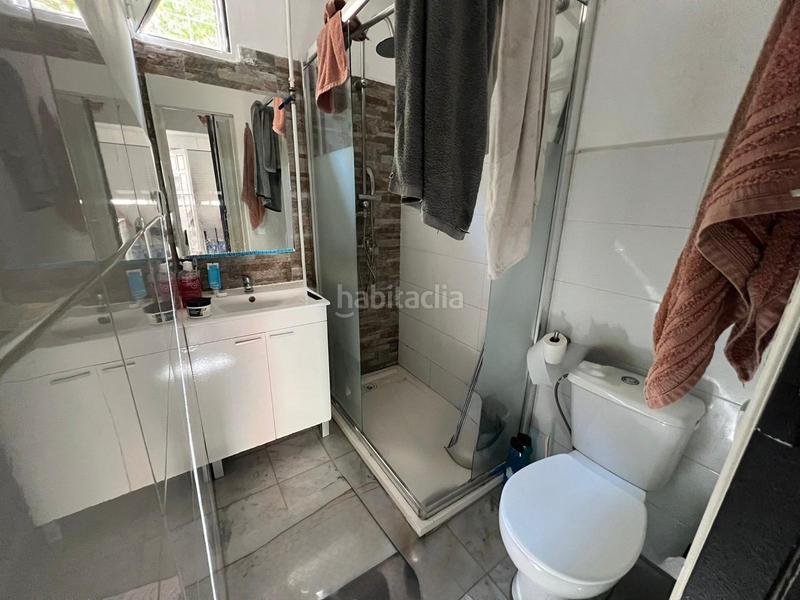 Foto 0938bb9c-df14-4921-b8a2-94bccf7e5655. Piso local vivienda ideal para parejas o inversores. en Hospitalet de Llobregat (L´)