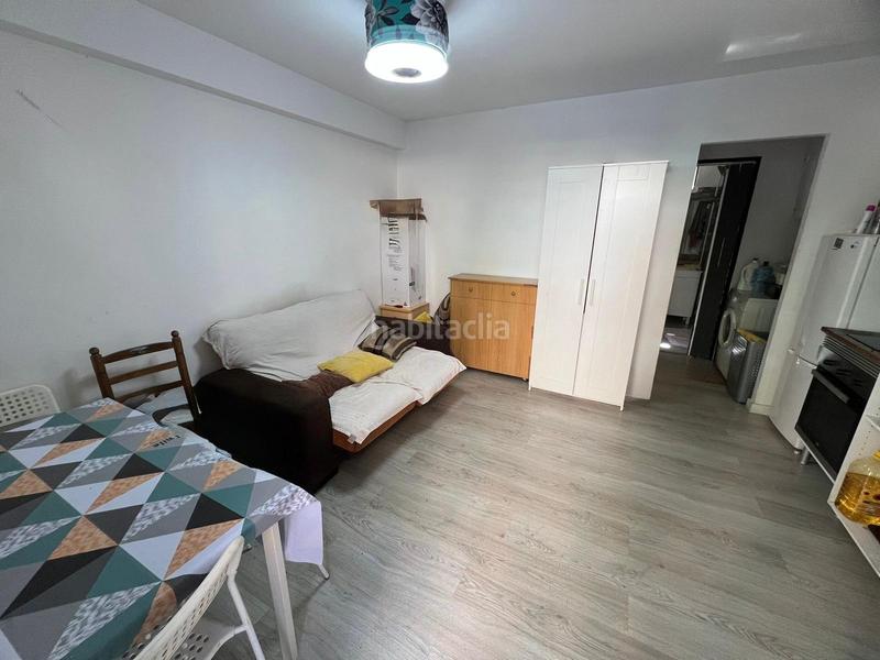 Foto 4604fde4-7f5a-40d1-bc72-41f0605e9110. Piso local vivienda ideal para parejas o inversores. en Hospitalet de Llobregat (L´)