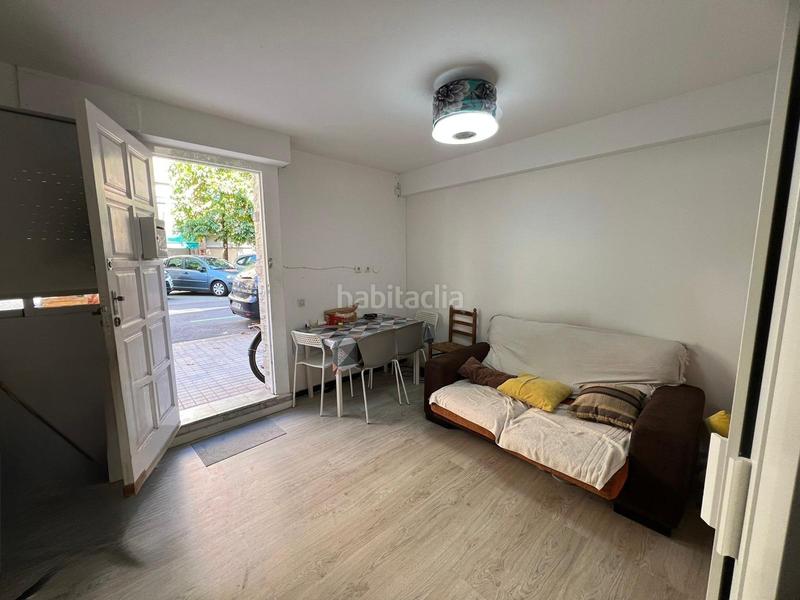 Foto 7423de32-1088-4d7b-8ca3-808edd3696c2. Piso local vivienda ideal para parejas o inversores. en Hospitalet de Llobregat (L´)