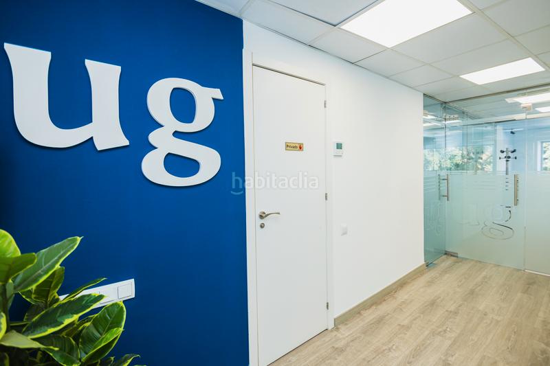 Foto c95497d7-6c58-40c2-ba34-a35b54b2739b. Piso local vivienda ideal para parejas o inversores. en Hospitalet de Llobregat (L´)
