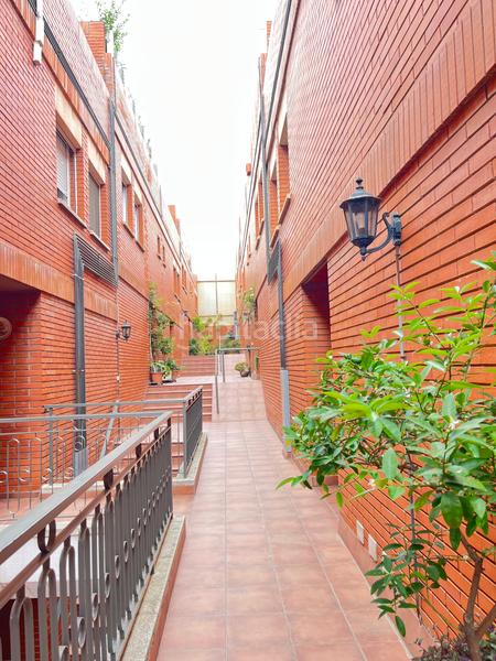 Foto 65e22f35-6b79-4ed4-8cce-c5619cf22cff. Casa adosada tu nuevo hogar en el corazón . en Vinyets-Molí Vell Sant Boi de Llobregat