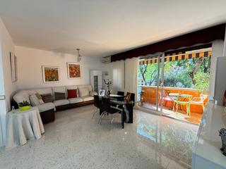 Etagenwohnung in Carrer de Marcelino Menéndez Pelayo