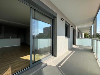 Etagenwohnung in Sant Josep. ? piso exterior de obra nueva con orientación sur y piscina comu