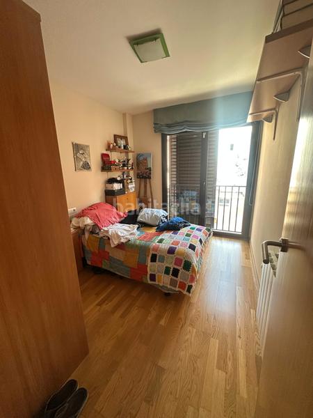 Foto 55488a68-81fe-4839-90ef-88837566498e. Reihenhaus mit heizung parking in Centre Viladecans