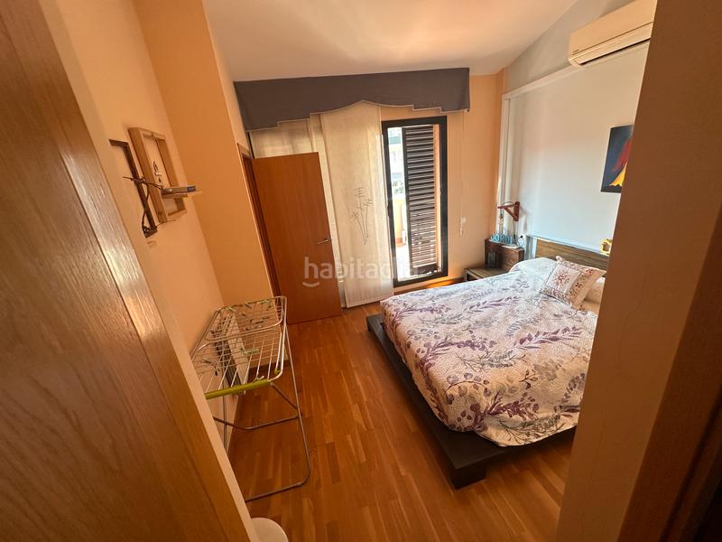 Foto a38d5a23-90b2-4c7c-a07d-68e5648f3ff1. Reihenhaus mit heizung parking in Centre Viladecans