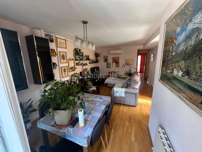 Foto c0791335-8987-48c3-9fbb-86c0d67f98fe. Reihenhaus mit heizung parking in Centre Viladecans