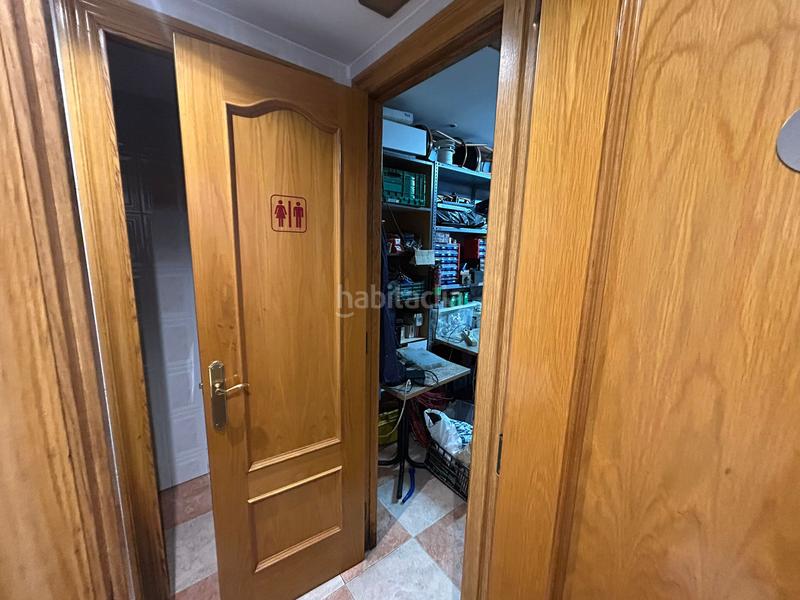 Foto a5e37e2a-88cf-40d4-925e-1db36473bb46. Local comercial en La Gavarra Cornellà de Llobregat