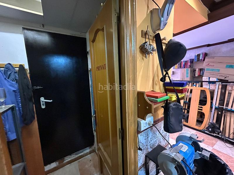 Foto ad0773d7-0a5f-45a2-93ac-b635288b5018. Local comercial en La Gavarra Cornellà de Llobregat