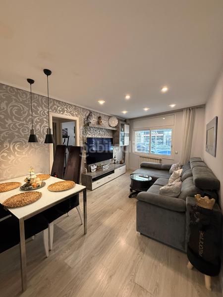 Foto b3755147-1a2a-4523-beb2-f3c42e918277. Etagenwohnung mit heizung in Marianao Sant Boi de Llobregat