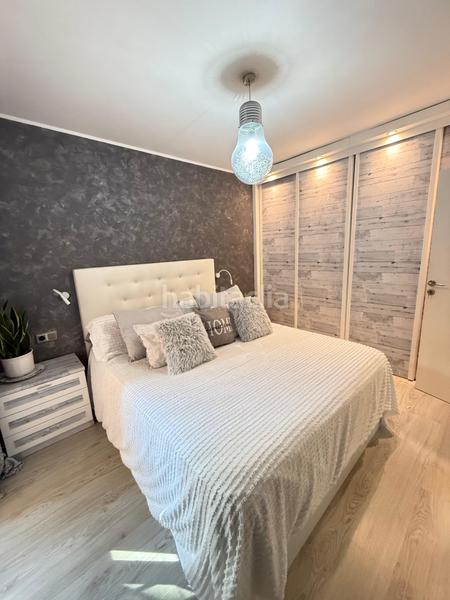 Foto d2e96dc0-c03c-4c51-8940-786b62b446dd. Etagenwohnung mit heizung in Marianao Sant Boi de Llobregat