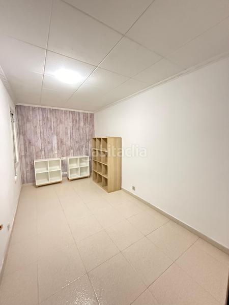 Foto 7ade6332-d593-4135-96c2-35f3f42059c3. Piso  en ronda sant ramon en Marianao Sant Boi de Llobregat