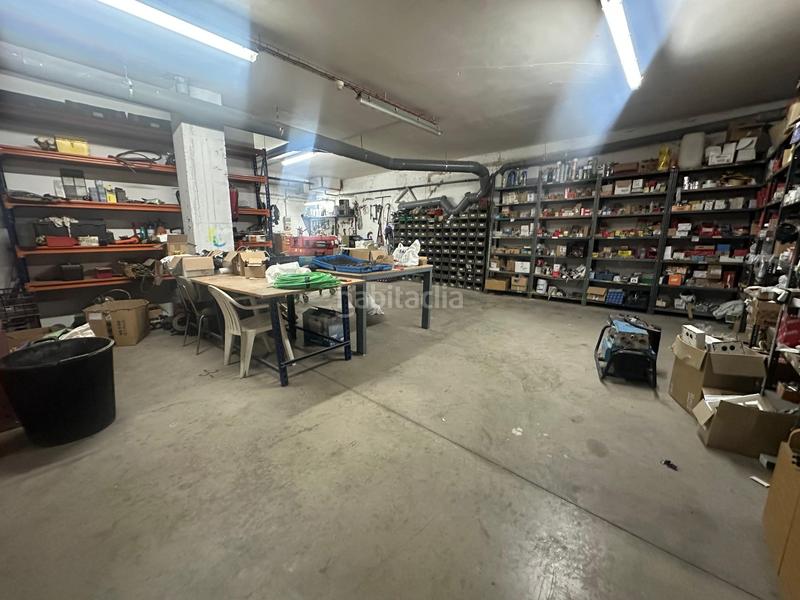 Foto 76153e9b-6101-494b-ac9d-40a5423d73ff. Local comercial en carrer de sant gabriel 4 en Montesa Esplugues de Llobregat