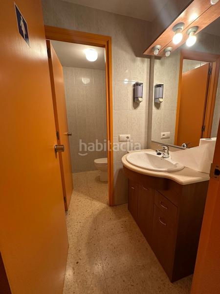 Foto ac271f00-58dd-4de0-99b1-4da61b87da0c. Local comercial en carrer de sant gabriel 4 en Montesa Esplugues de Llobregat