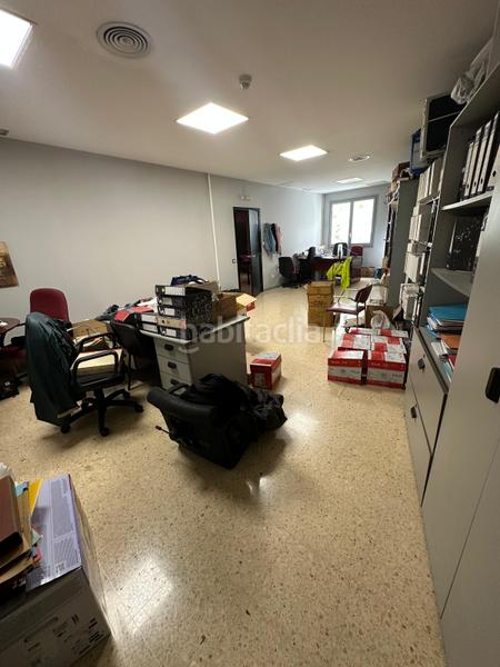 Foto feaba7d4-a5e4-4a65-a47b-189fc2b5d557. Local comercial en carrer de sant gabriel 4 en Montesa Esplugues de Llobregat