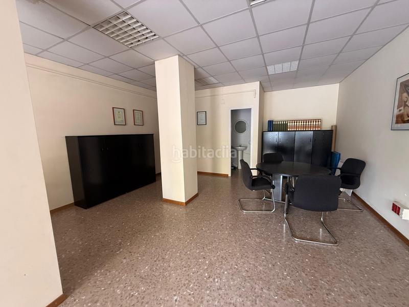 Foto 359a6733-0a59-45a0-85d0-bd362081332e. Geschäftsraum in Marianao Sant Boi de Llobregat