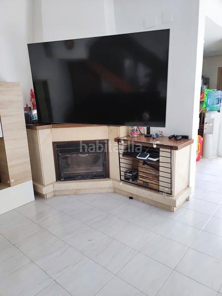 Foto 646f048a-1bbb-4184-ac0a-dd1030f61d43. Reihenhaus mit heizung parking in Ca n'Aurell Terrassa