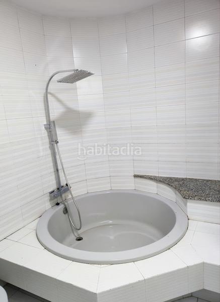 Foto 916fafdc-66ff-45dc-9409-20e5b4507e0a. Reihenhaus mit heizung parking in Ca n'Aurell Terrassa