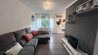 Pis  Carrer de cristòfor llargués i campmany. Piso reformado, exterior y luminoso en segunda planta con ascens