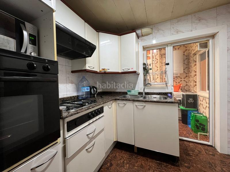 Foto 0315b88b-81d2-432f-9c21-be3c326c0011. Piso oportunidad ! piso luminoso y con terraza exterior en Ripollet