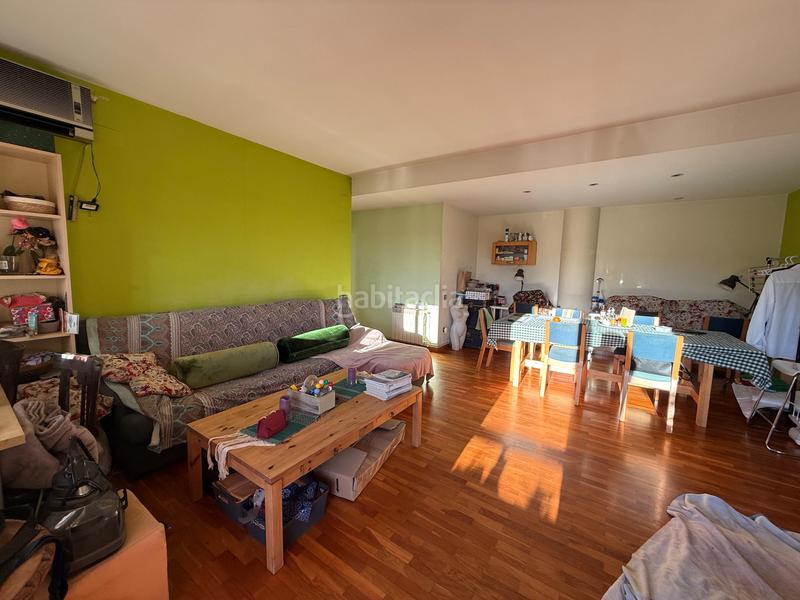 Foto 15943b28-4af6-4d28-8867-c70181f2061e. Pis a Centre Sant Boi de Llobregat